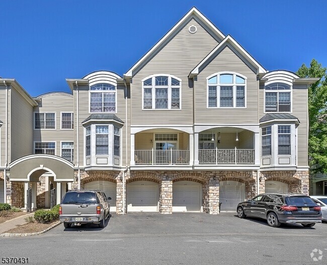 Building Photo - 612 Kensington Ln Rental