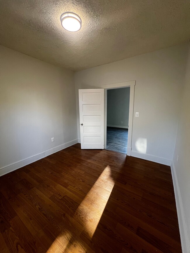 Photo - 5405 Quintana St