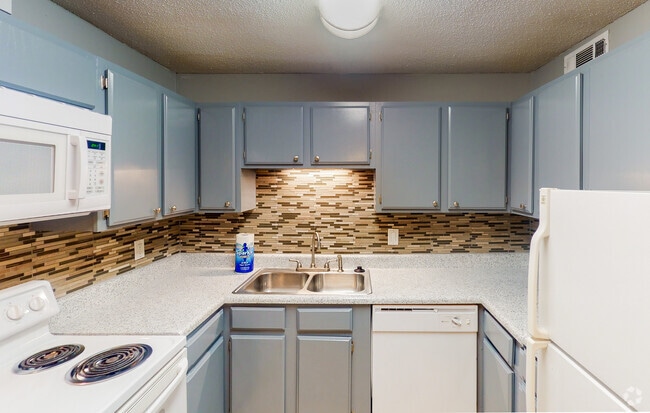 Willow Creek Apartments