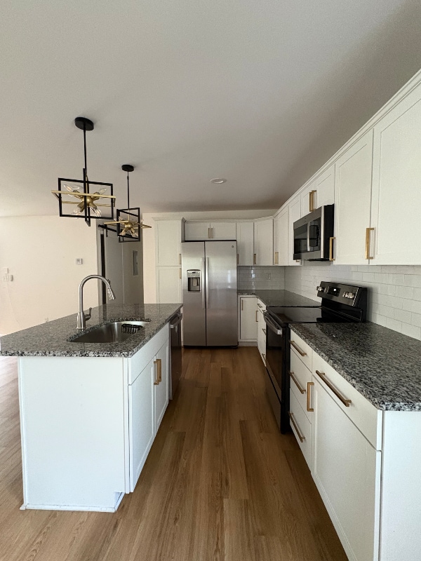 Photo - 3662 Croft Pl NW