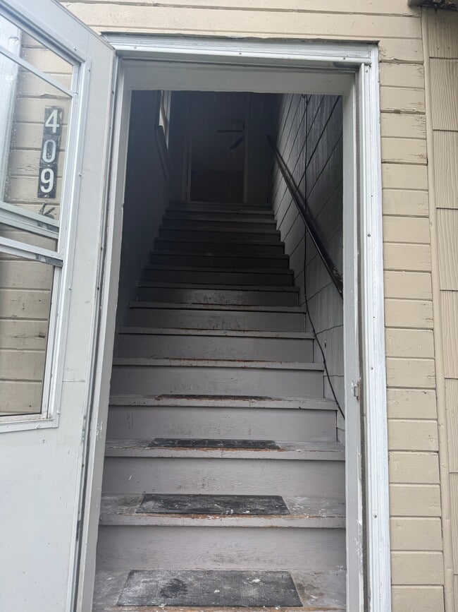 Photo - 407 E 4th St Unit 409.5 E. 4th St