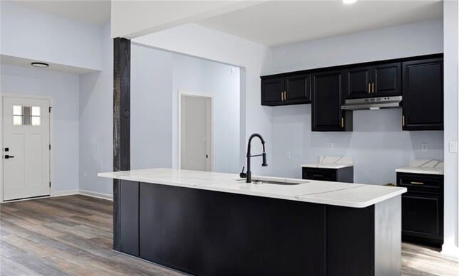 Photo - 7089 Wade Rd