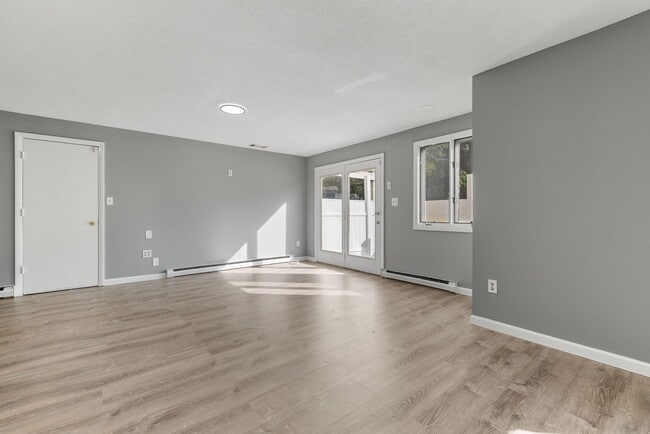 Photo - 8 Burma Rd Unit 1st floor