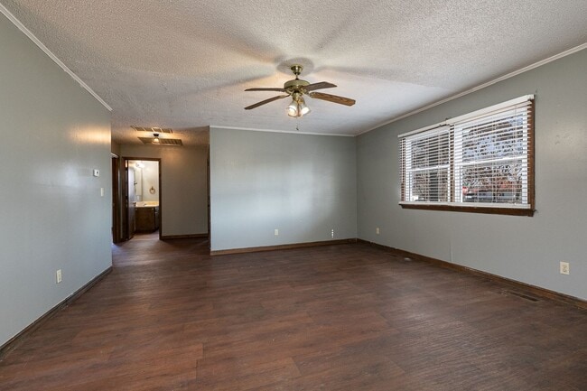 Photo - REMODELED 3 Bedroom | 1 Bathroom | 1 Car Garage HOME in EXETER, MO | PETS WELCOME