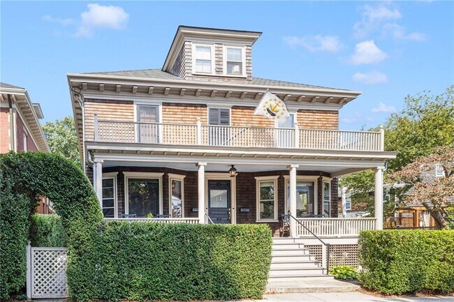 Building Photo - 14 Greenough Pl Unit B