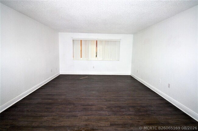 7000 NW 186th St Unit 4-217