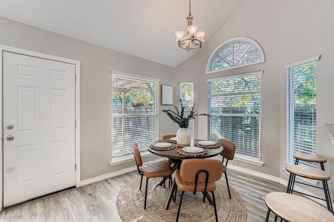 Photo - 8403 Mt Shasta Cove