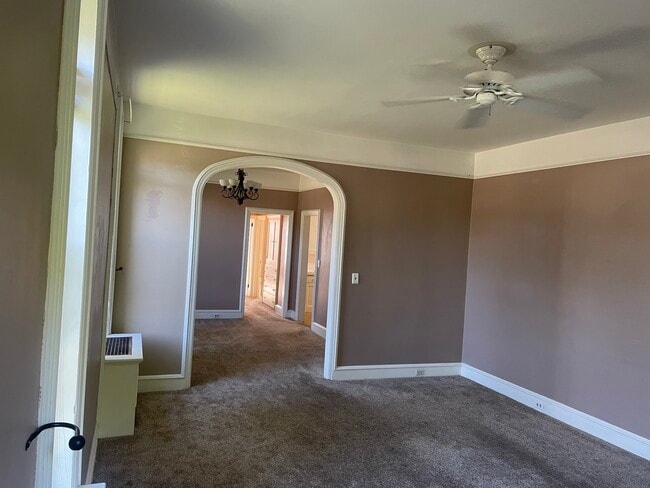 101 S Broad St Unit 1