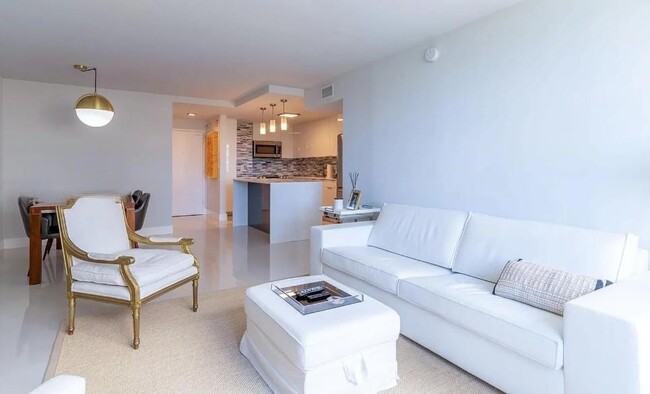 Photo - 150 SE 25th Rd Unit 6B