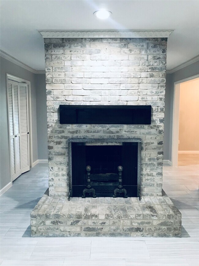 Photo - 3110 Springhill Dr