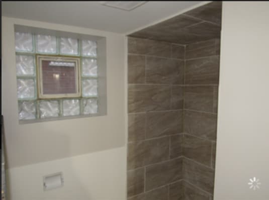Bathroom - 4821 Columbus Dr Unit Apt1