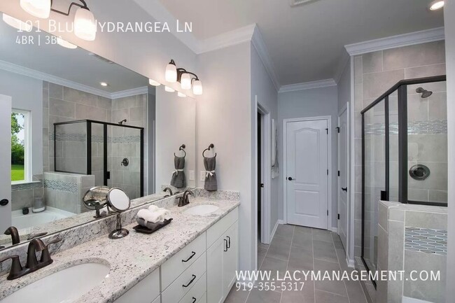 Photo - 101 Blue Hydrangea Ln