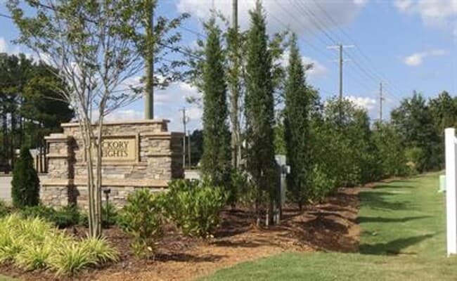 Photo - Beautiful 3/2.5 Townhome Move in Ready!