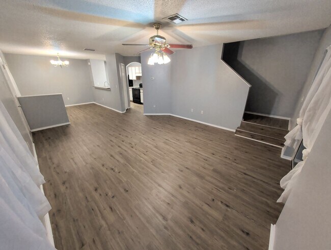 Photo - 2 Bed 2.5 Bath In Brandon