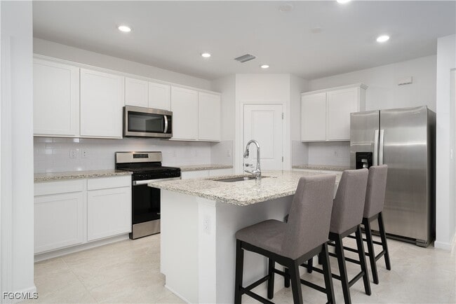 Photo - 42428 Cascade Dr