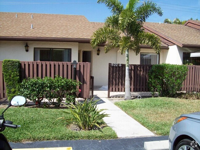 Building Photo - Pine Ridge Rental