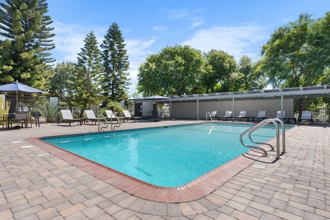 Photo - The Pines Apartments