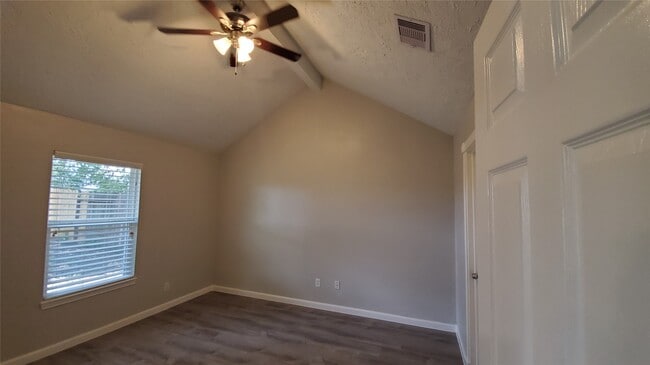 Photo - 22102 Calderbrook Dr