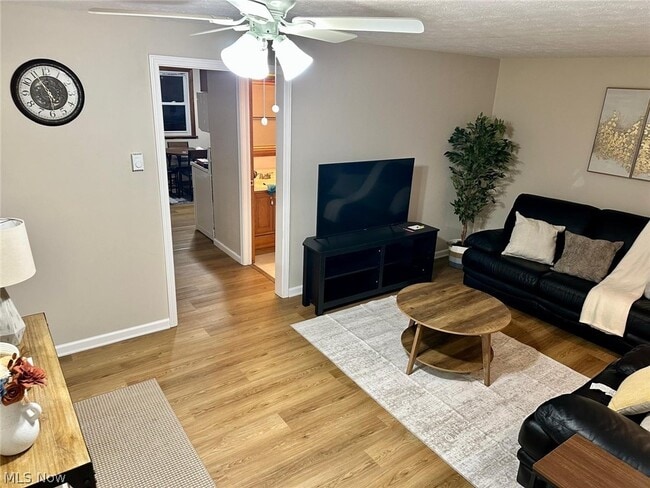 Photo - 177 25th St SE