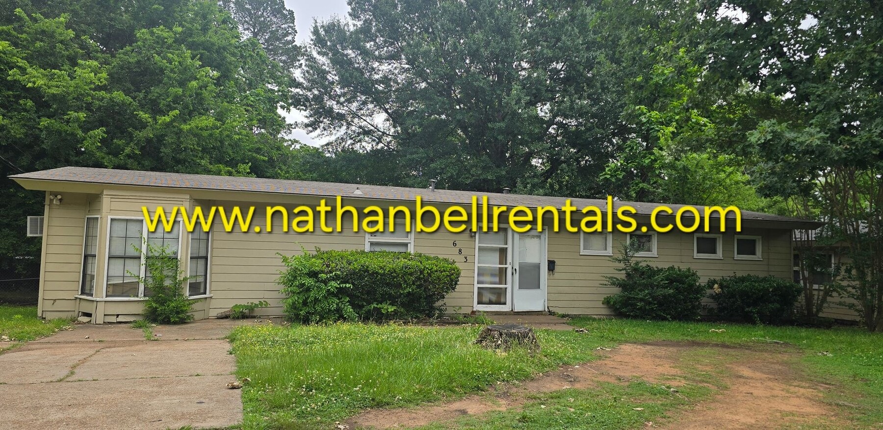 Photo - 683 25th St SE