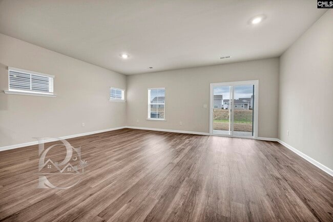 Photo - 734 Gatestone Ln