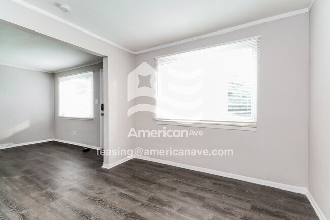 Photo - 105 Veronica Dr