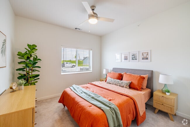 2BR, 2BA - 1,050SF - Bedroom
