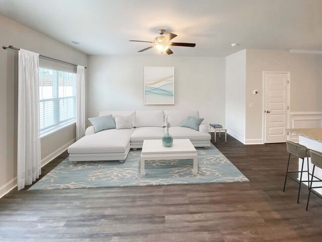 Photo - Beautiful Town Home!! Available Now!