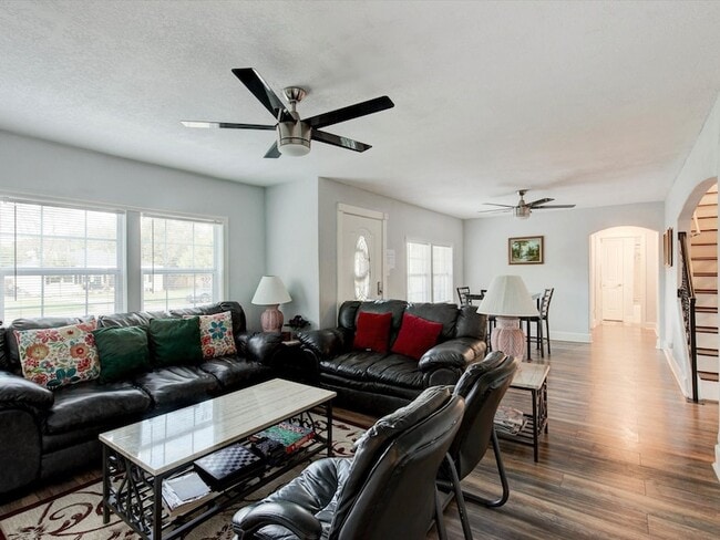 Photo - 2801 W Biddison St
