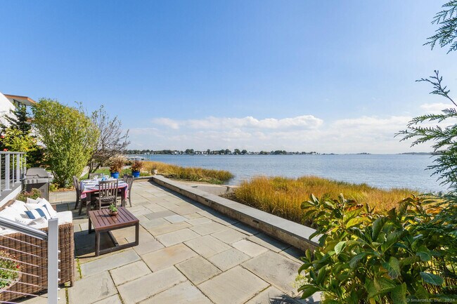 Photo - 50 Shorefront Park