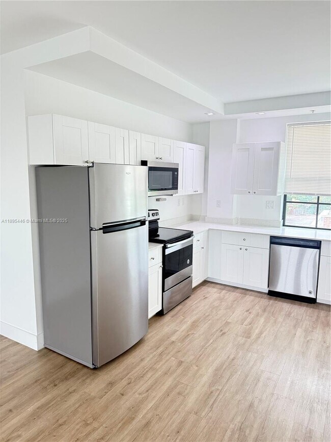 Photo - 4100 SW 64th Ave Unit 401