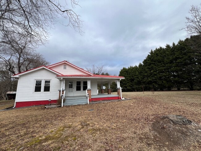 Photo - 400 Bradstone Dr