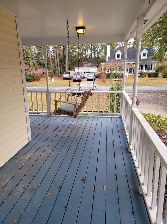 Photo - Welcome to this charming 4-bedroom, 2.5-bathroom house located in the desirable city of Wilmingto...