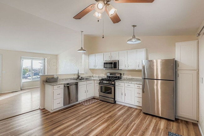 Photo - 7421 Harlan Way