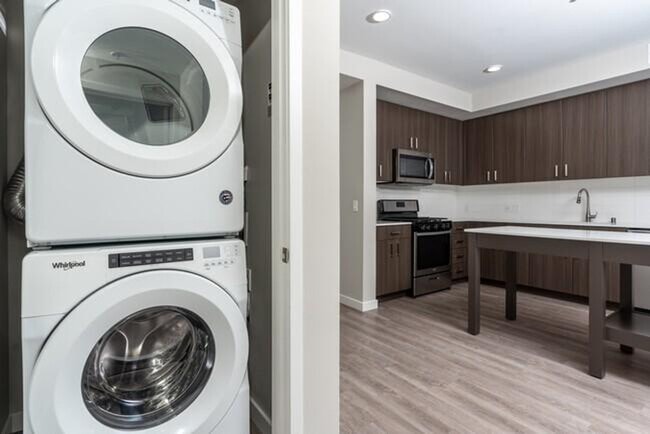 3556 Rambla Pl Unit SI FL3-ID1094627P