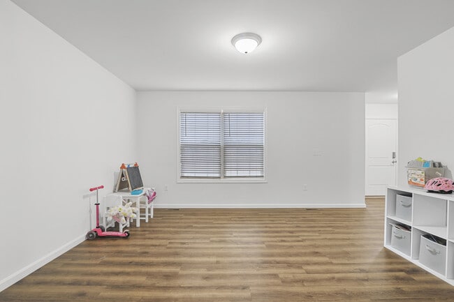 Photo - 100 Cilento Dr