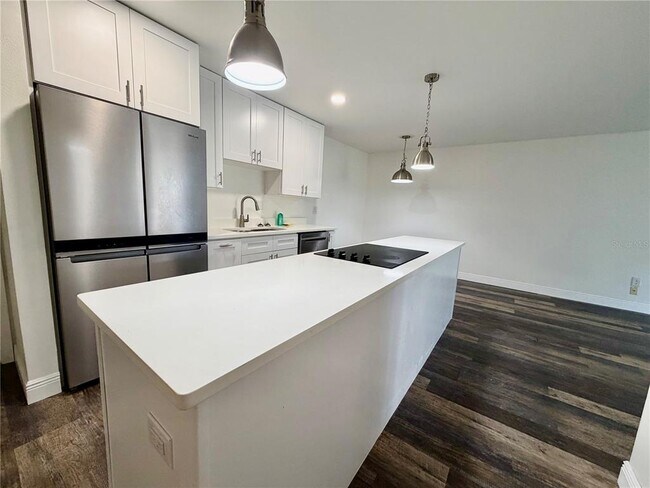 Photo - 3325 Bayshore Blvd Unit F22