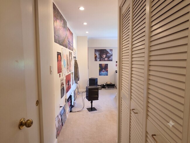 Photo - 931 Massachusetts Ave Unit 303