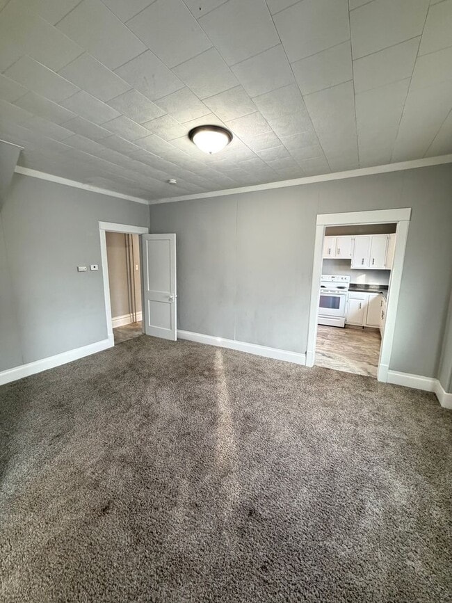 Photo - AVAILABLE February - 3 Bedroom, 1 Bath in Superior - Just Listed!