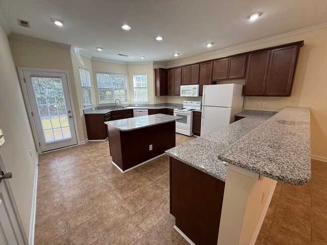 Photo - Spacious 2 Bed 2.5 Bath Town Home Available Now! Community Playground!