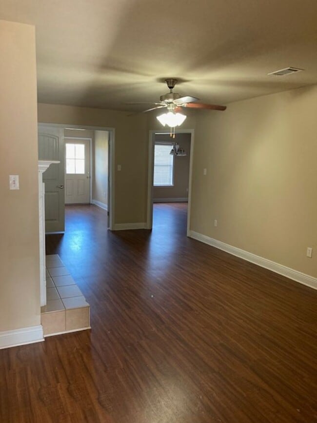 Photo - Spacious 4 Bedroom