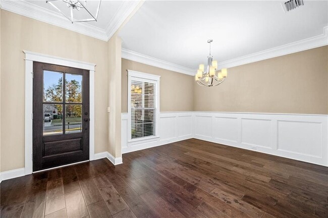 Photo - 7817 Hemlock St