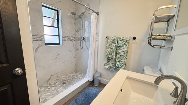 Photo - 855 Sunridge Point Dr Unit B