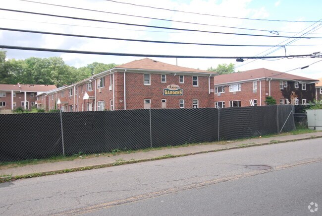 Photo - Avon Gardens