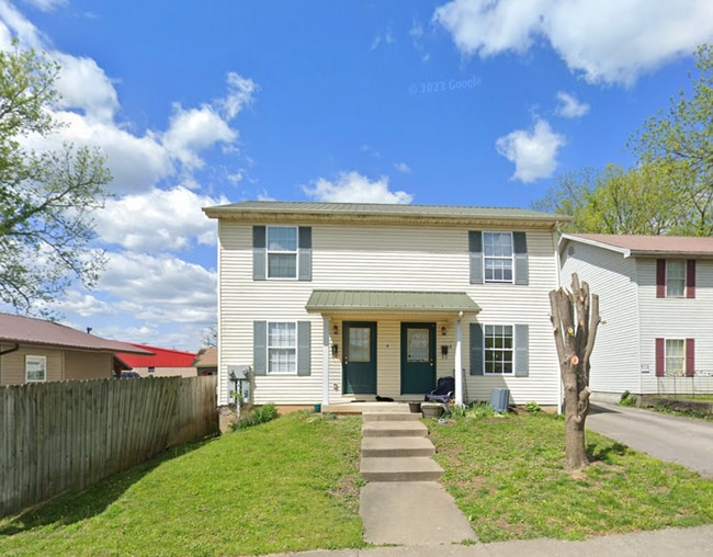Building Photo - Willow A/B Unit B