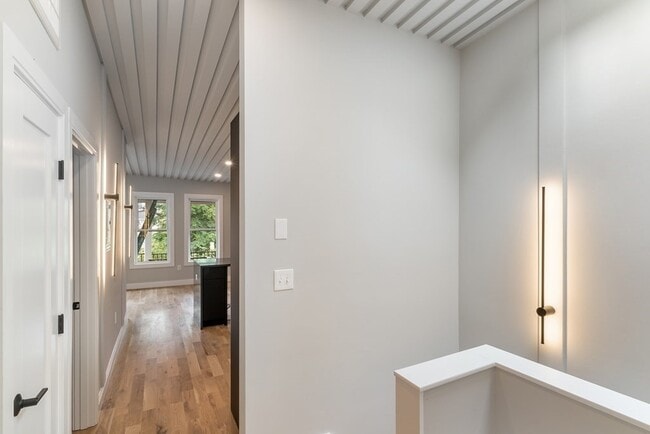 Photo - 249 Marion St Unit 2