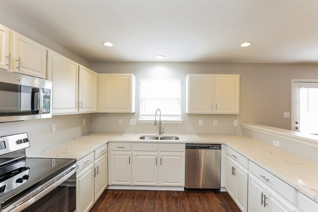 Photo - 5005 Whisper Cove