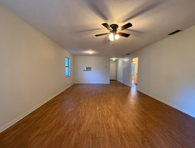 Photo - 1813 Meriadoc Rd