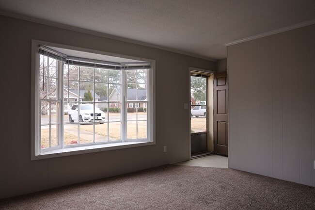 Building Photo - 510 S Vermont St Unit 510-D