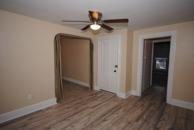 Photo - 79 School St